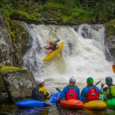 15 Kayaking Safety Tips Every Beginner Must Know